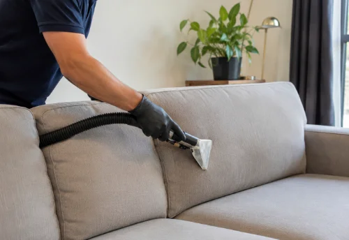 Nettoyage de canapé en profondeur à Palaja